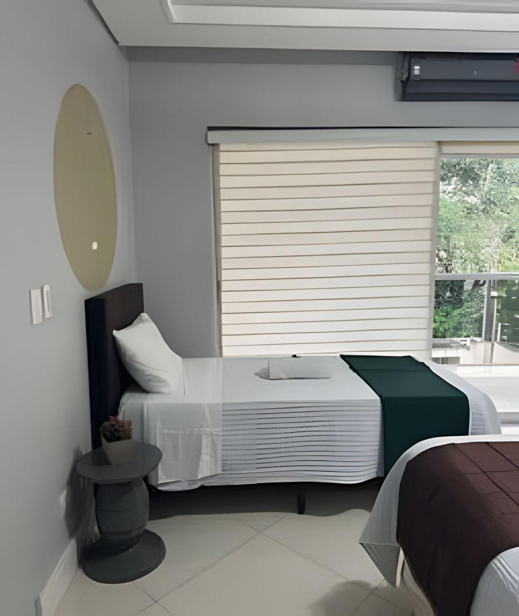 Solife Espaço Amplo com Piscina em Foz do Iguaçu Extérieur photo