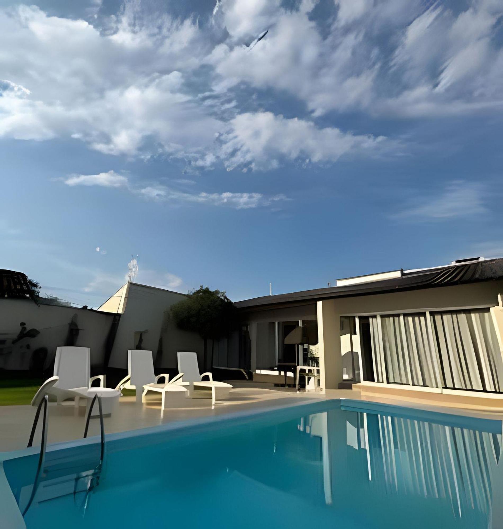 Solife Espaço Amplo com Piscina em Foz do Iguaçu Extérieur photo